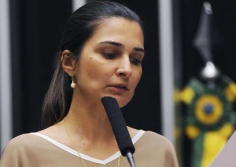 Aprovada "Lei Rebecca" que obriga o SUS a fazer reconstrução de mama  